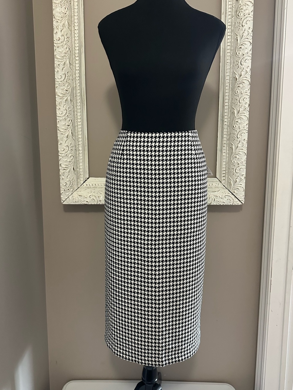 NWT Jones Studio Black & White Houndstooth High-Waisted Pencil Midi Skirt